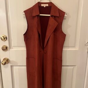 Solitaire Blood Orange/Red Vest